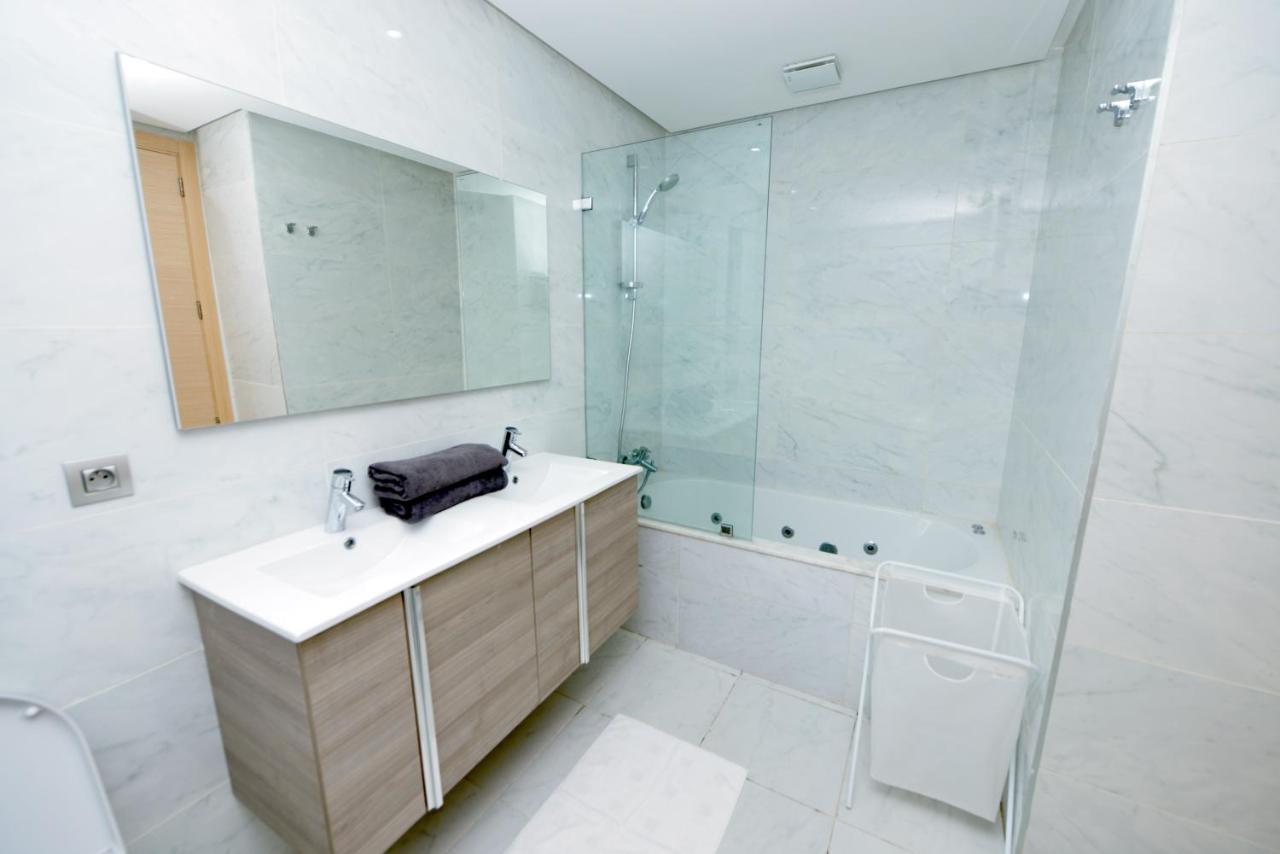Privat Apartments Prestigia Hay Riad Rabat Bagian luar foto