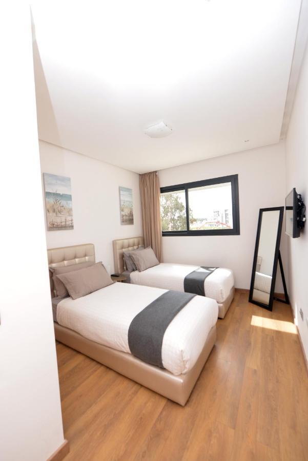 Privat Apartments Prestigia Hay Riad Rabat Bagian luar foto